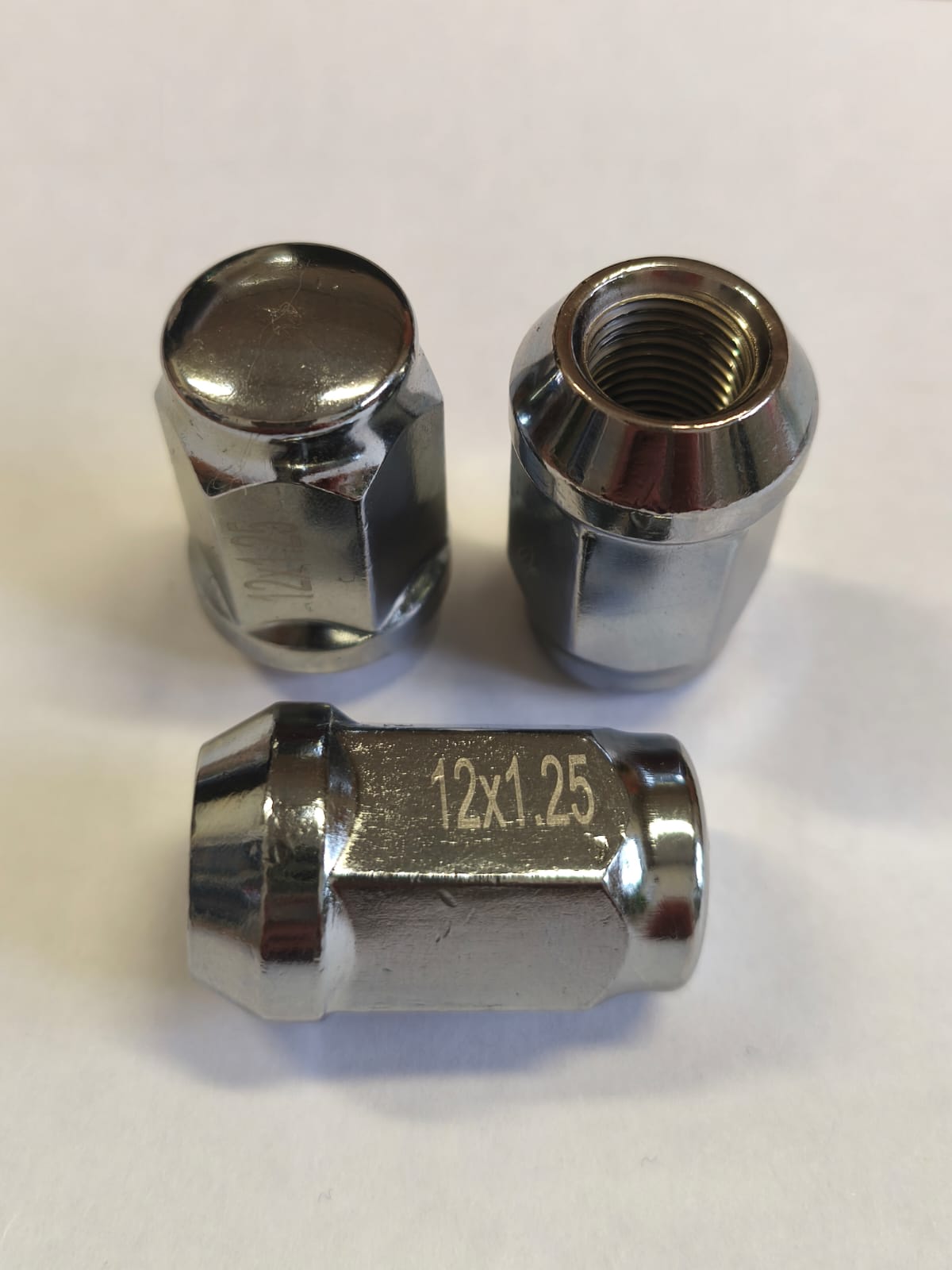 Гайка колесная М12*1,25 (35, ключ 19, конус, закрытая, хром) N0806